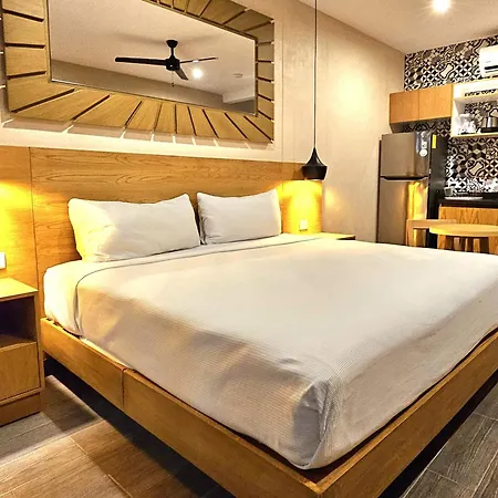 Sofia Boutique Condos By Bunik-3
